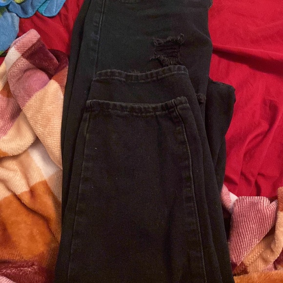 These are some really cute black jeans they just don’t fit me anymore! - Picture 2 of 2